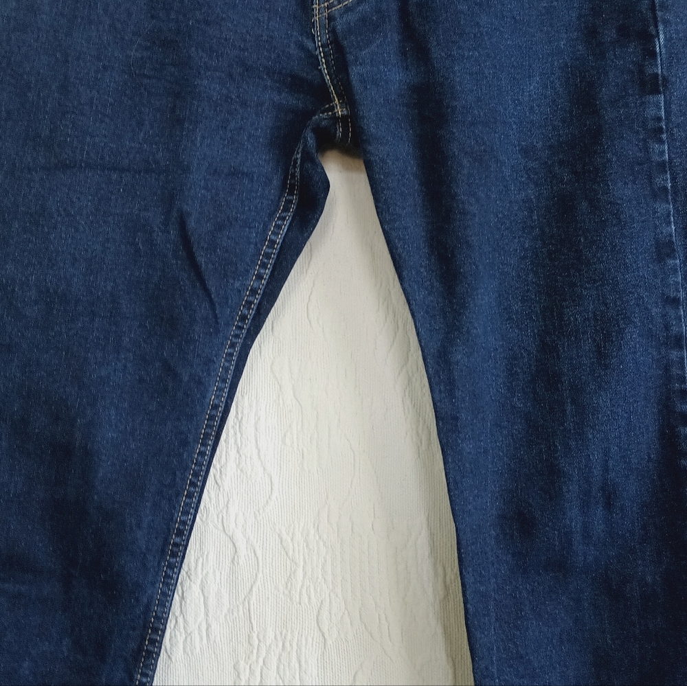Levi Straiss Dark Blue Classic Straight Leg Jeans 34x32 Western Stylish Basics - Picture 3 of 10
